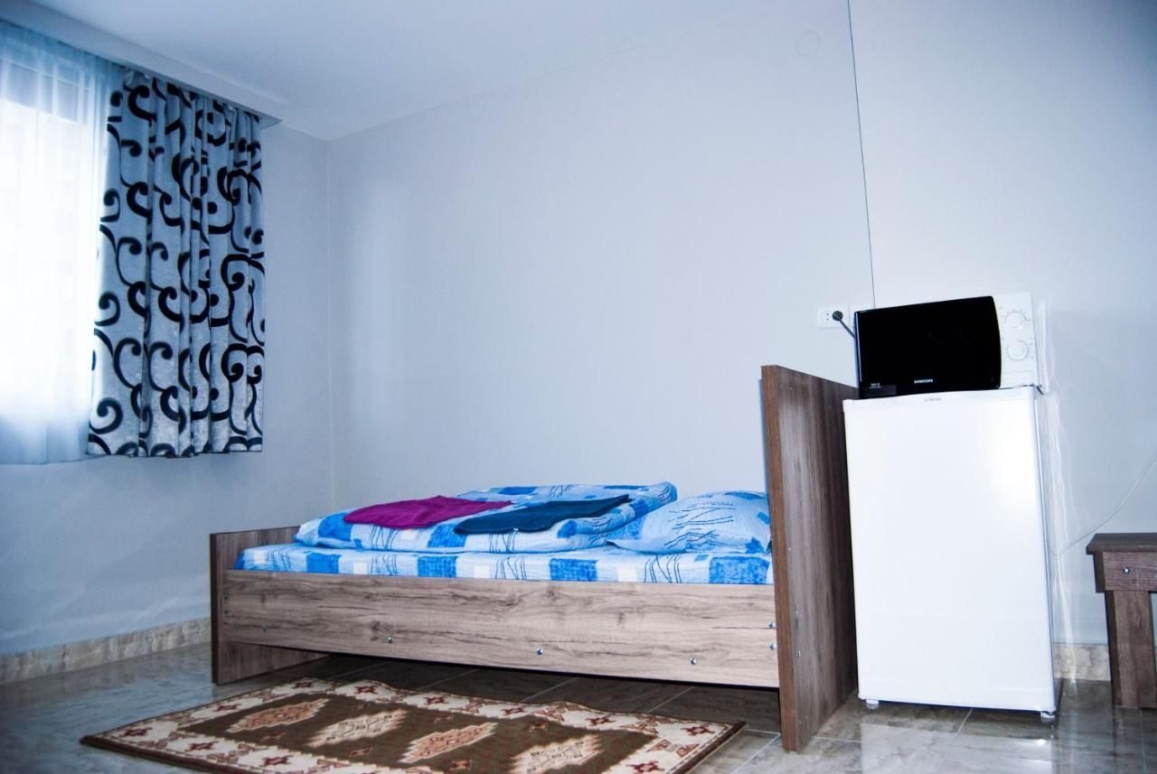 Отель Mini Hotel Kutaisi Кутаиси-14